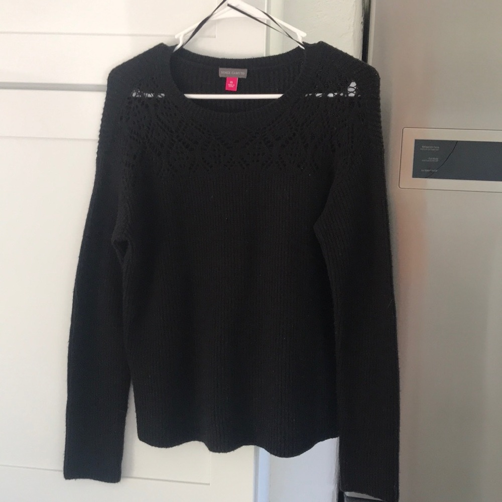 Vince Camuto black sweater
